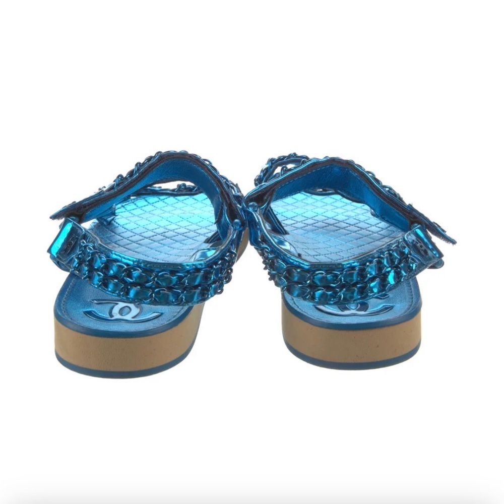 CHANEL Metallic Teal Blue Quilted Jelly Sandals with Chain Trim - Picture 4 of 4